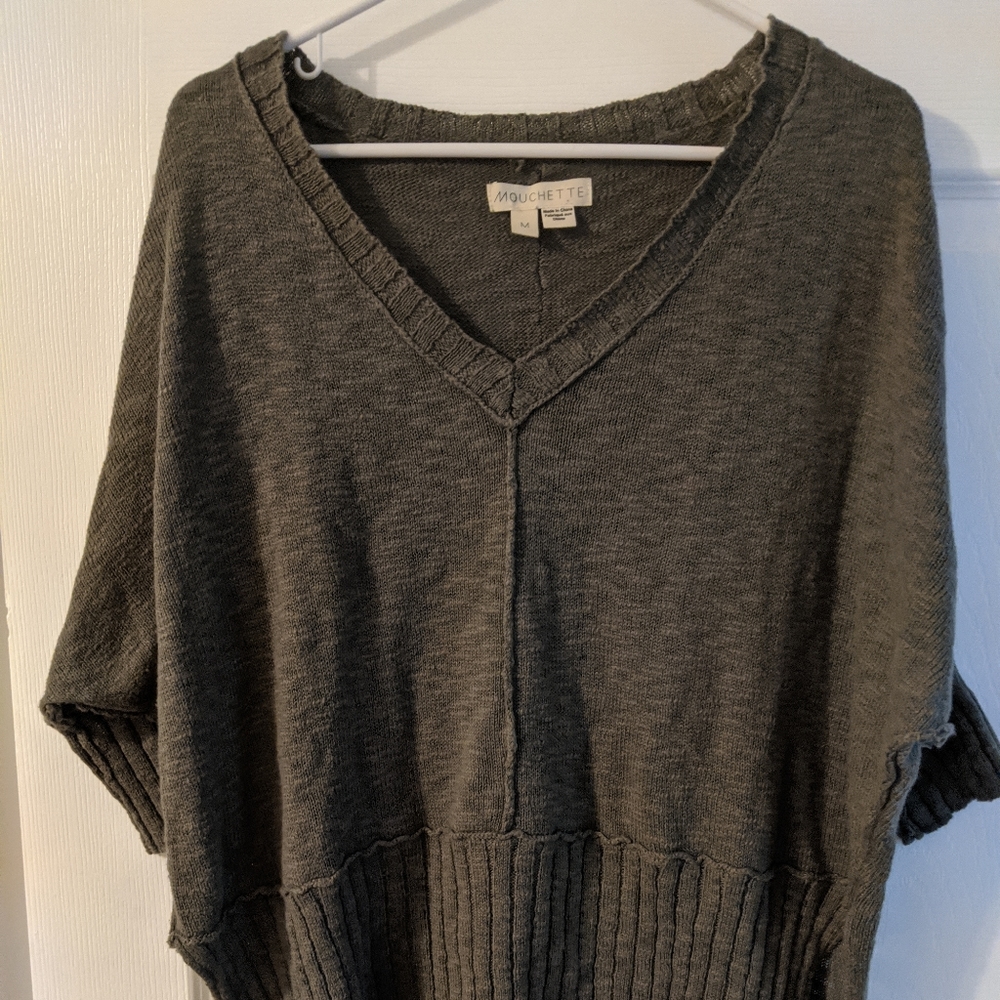Mouchette V-Neck High/Low Sweater Medium
